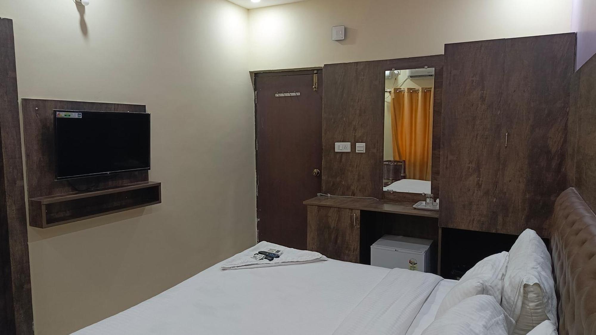 Pph Royal Gs Comforts Opp Mall Of Asia Bangalore Ngoại thất bức ảnh