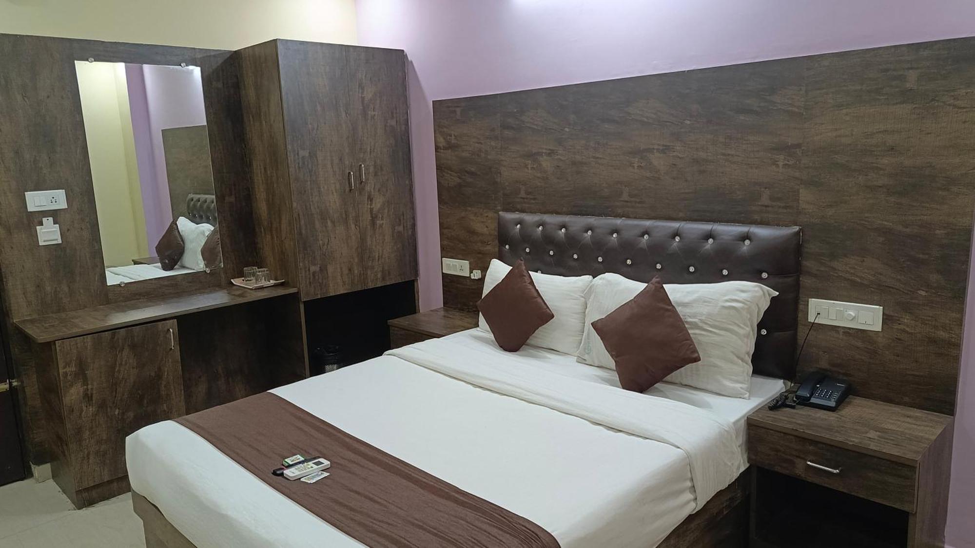 Pph Royal Gs Comforts Opp Mall Of Asia Bangalore Ngoại thất bức ảnh