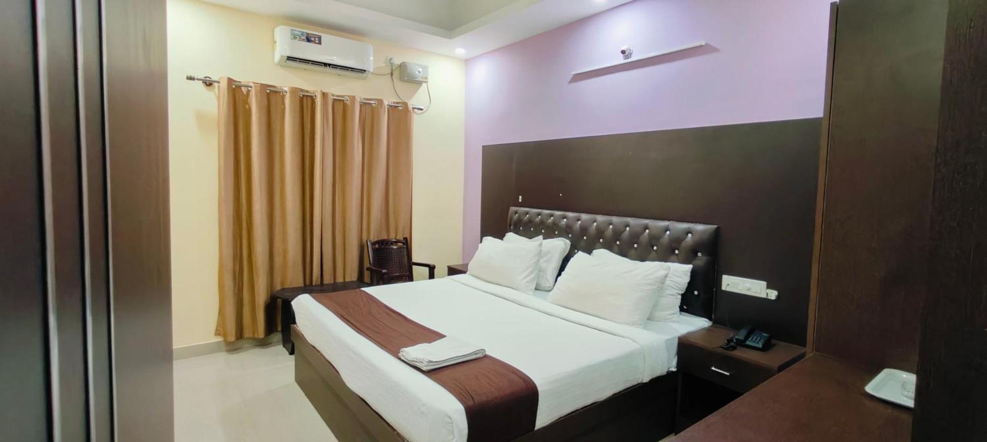Pph Royal Gs Comforts Opp Mall Of Asia Bangalore Ngoại thất bức ảnh